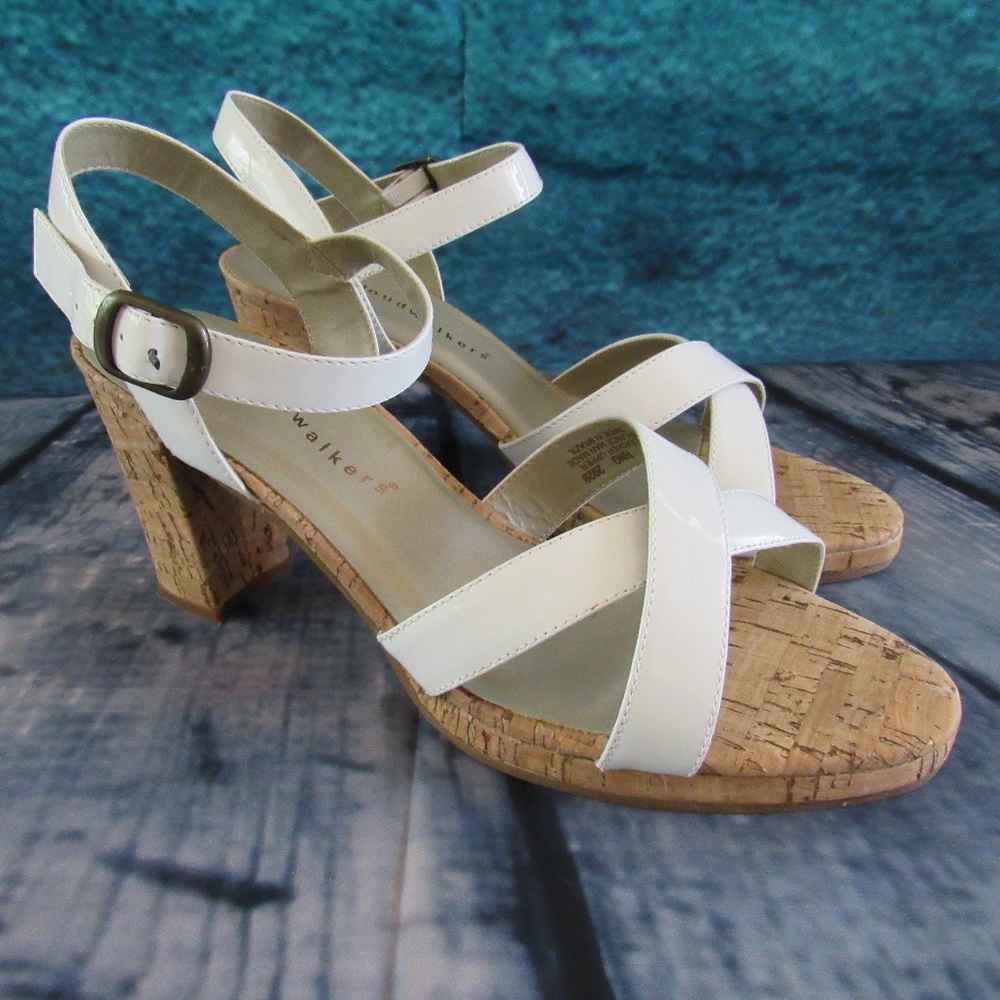 NEW Cloudwalkers White Strappy Cork Sandals 9Wide